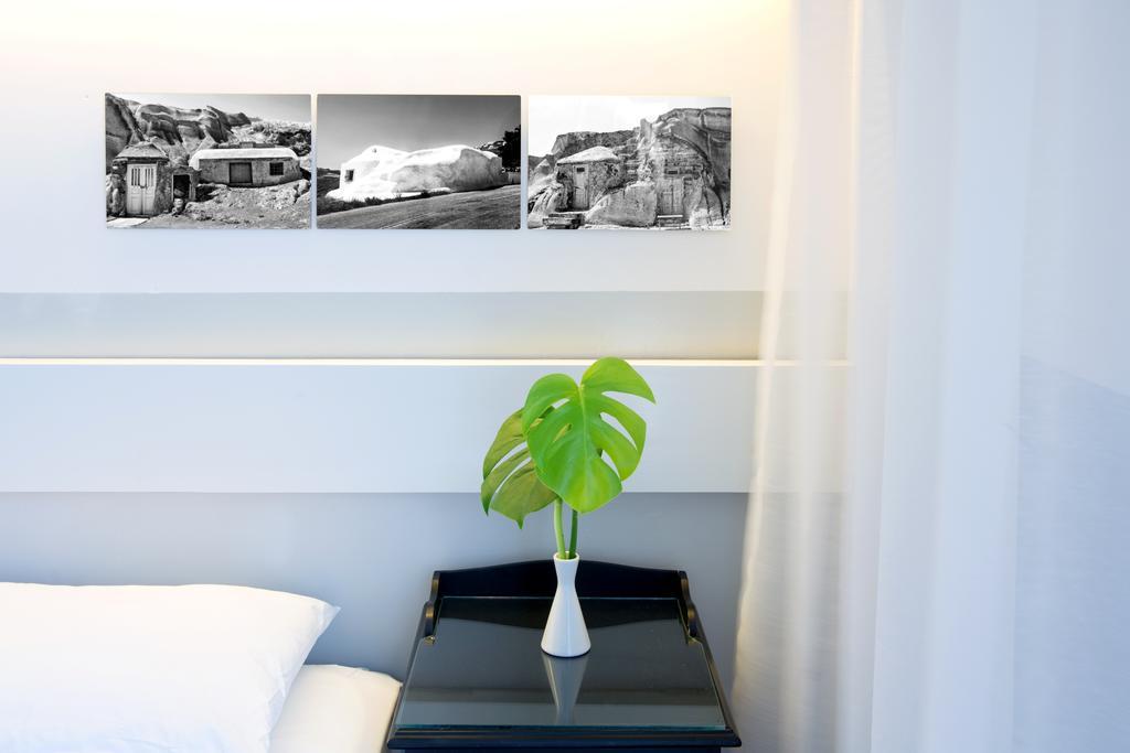 Kamari Beach Hotel Esterno foto